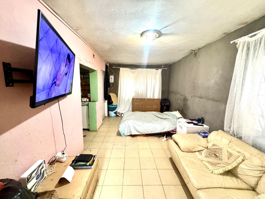 5 Bedroom Property for Sale in Woodstock Western Cape